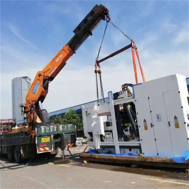 郧阳附近小吊车联系方式|8-16吨|本地及时服务